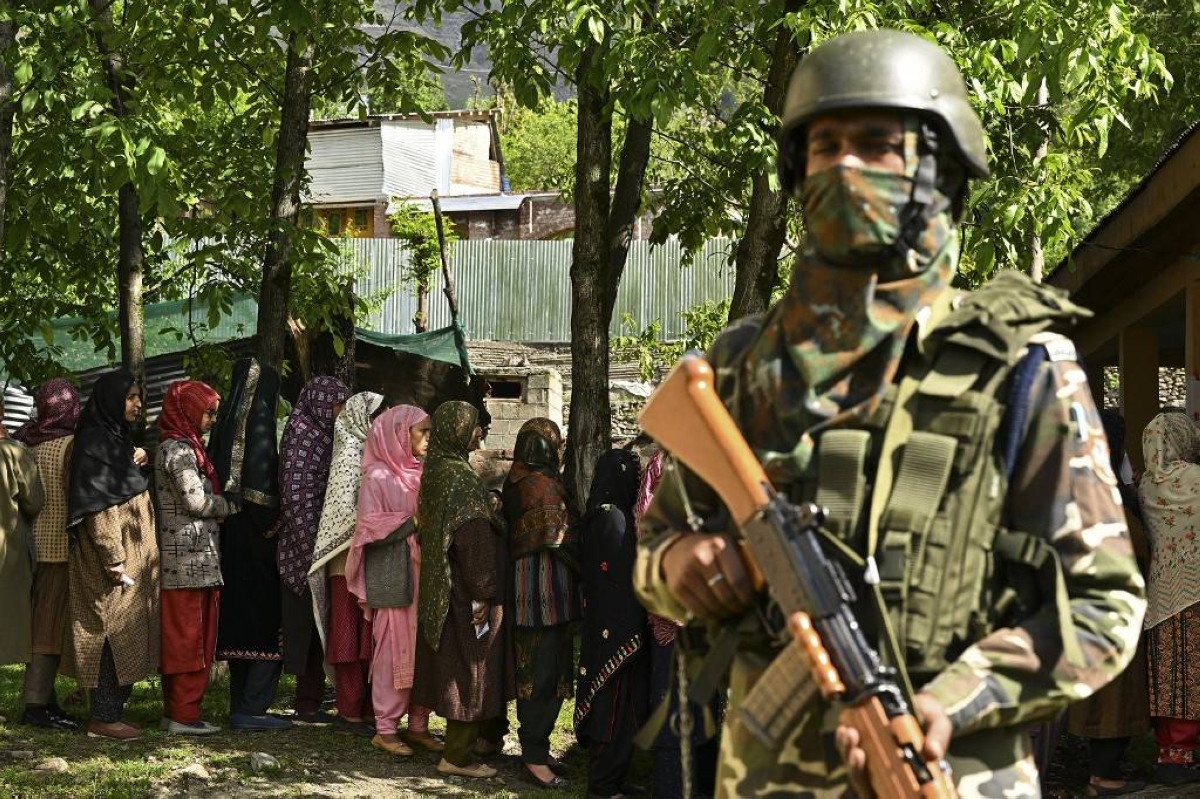 Kashmir poised to vote against Modi