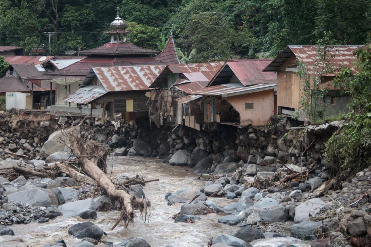 SORRY SITUATION Houses damaged by flash floods and cold lava flow are seen in Tanah Datar district, West Sumatra province, western Indonesia on May 12, 2024. AFP PHOTO