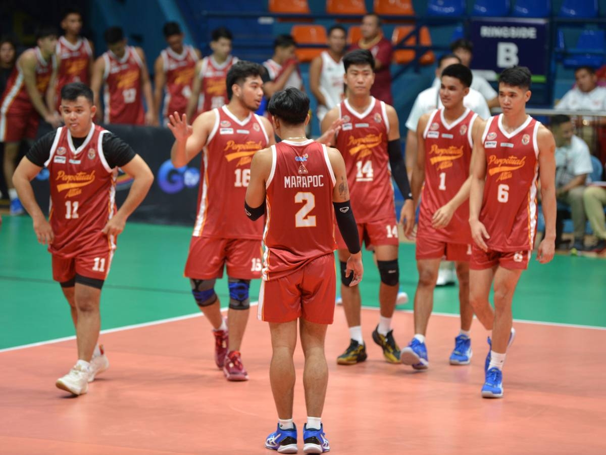 HEAVY FAVORITE The Altas Spikers, unbeaten in the tournament so far, continue their bid for a fourth straight crown when they face the Generals in Game 1 of the NCAA Season 99 best-of-three men’s volleyball finals on May 19 2024 at the FilOil EcoOil Center in San Juan City. DENNIS ABRINA