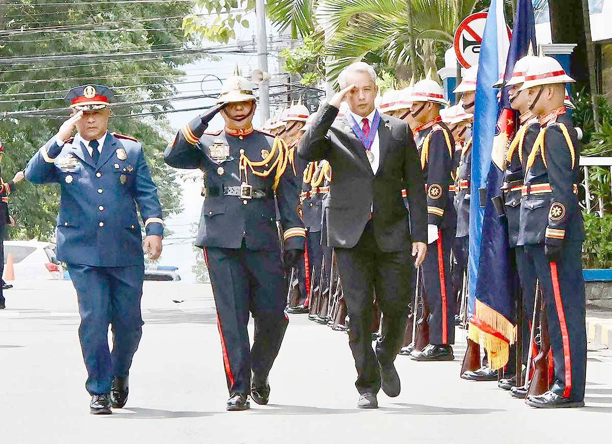 Remulla: 'No sacred cows in drug war probe' | The Manila Times