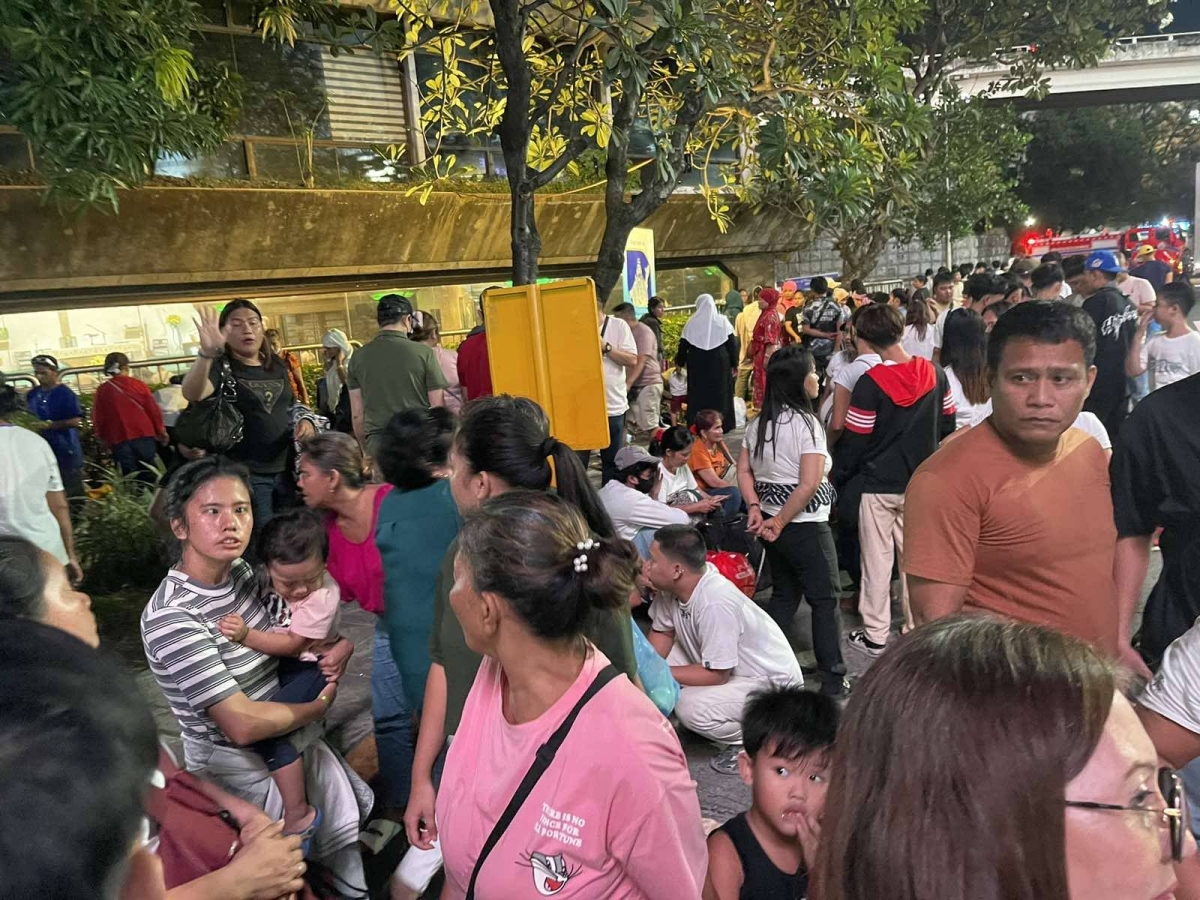 SHRINE PROTEST | The Manila Times