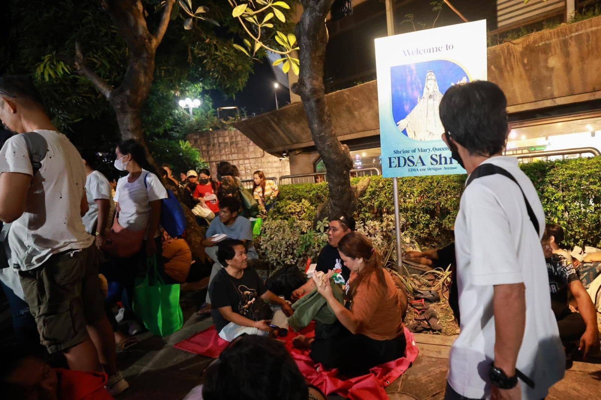 SHRINE PROTEST | The Manila Times