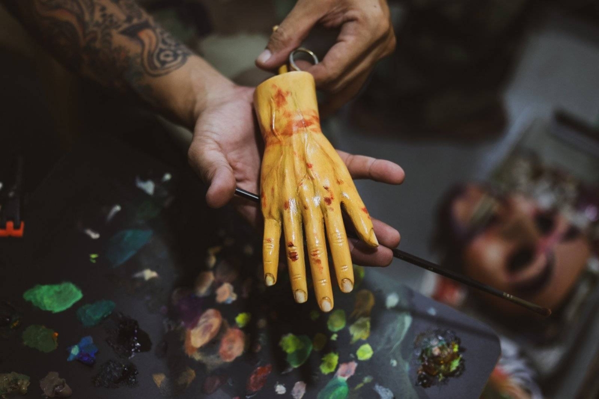 RELIGIOUS PROPS | The Manila Times