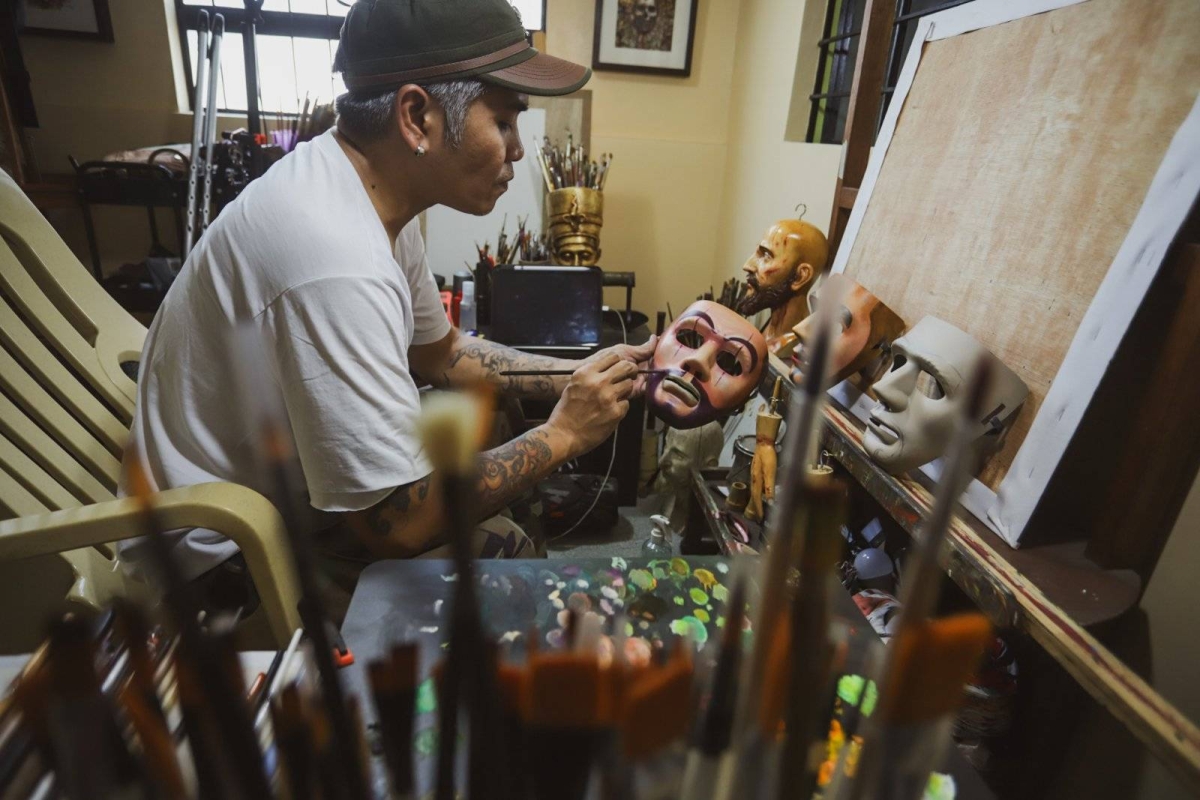 RELIGIOUS PROPS | The Manila Times