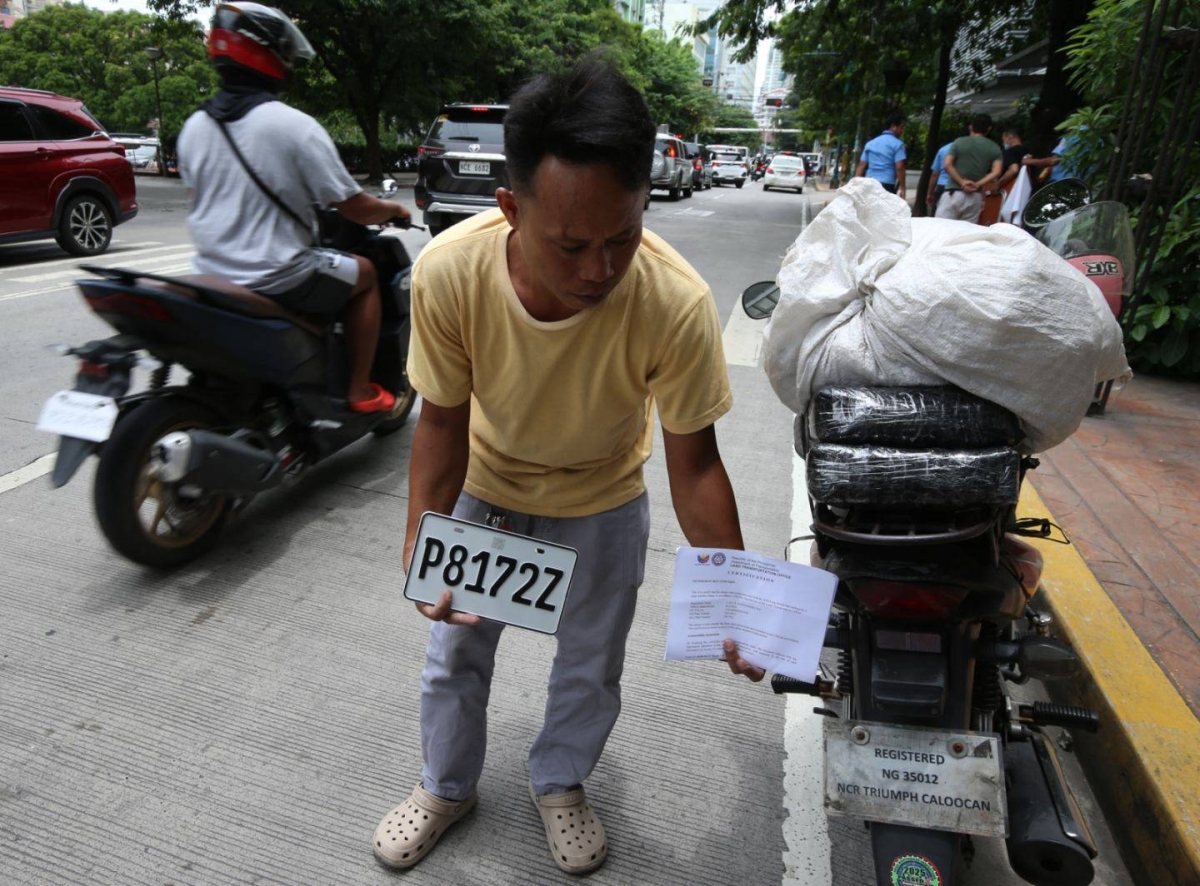 CHANGE PLATES | The Manila Times