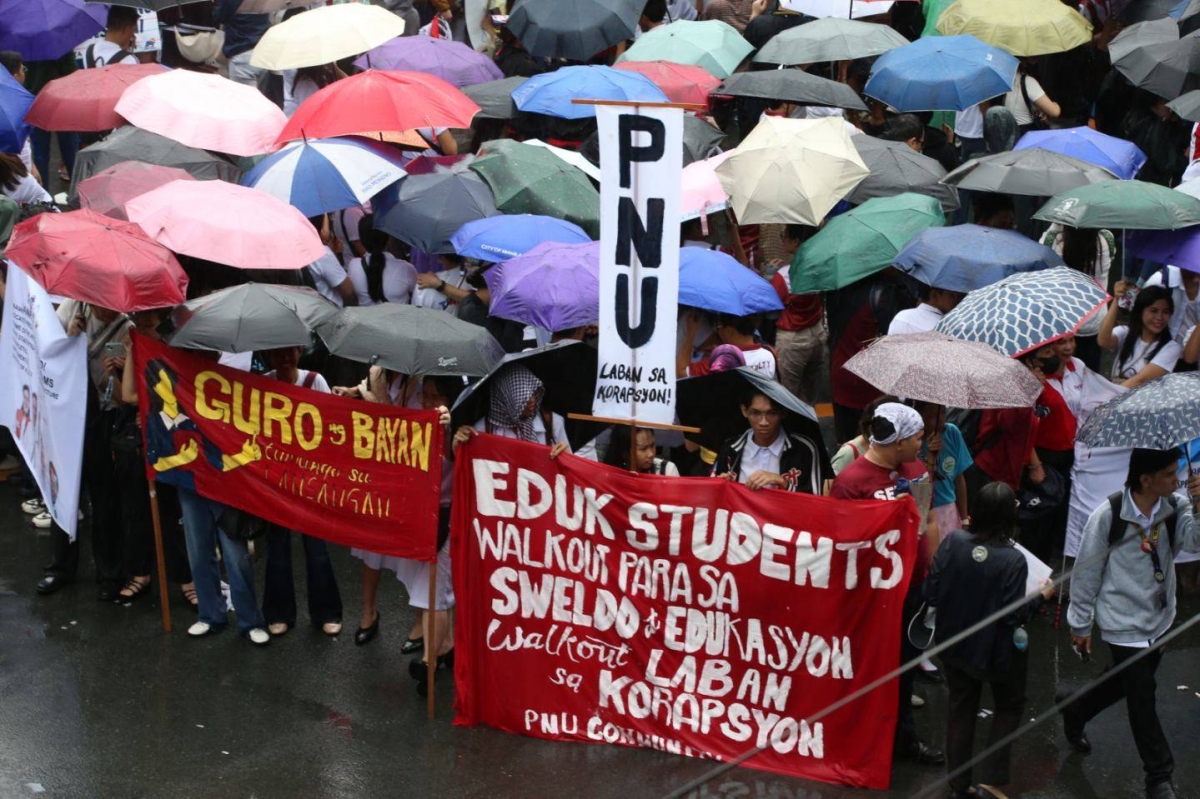 TEACHERS' RALLY | The Manila Times