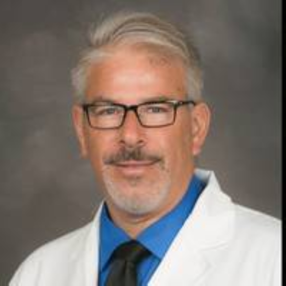 Dr. Edward Lubin Scholarship for Medical Students Opens Applications to ...