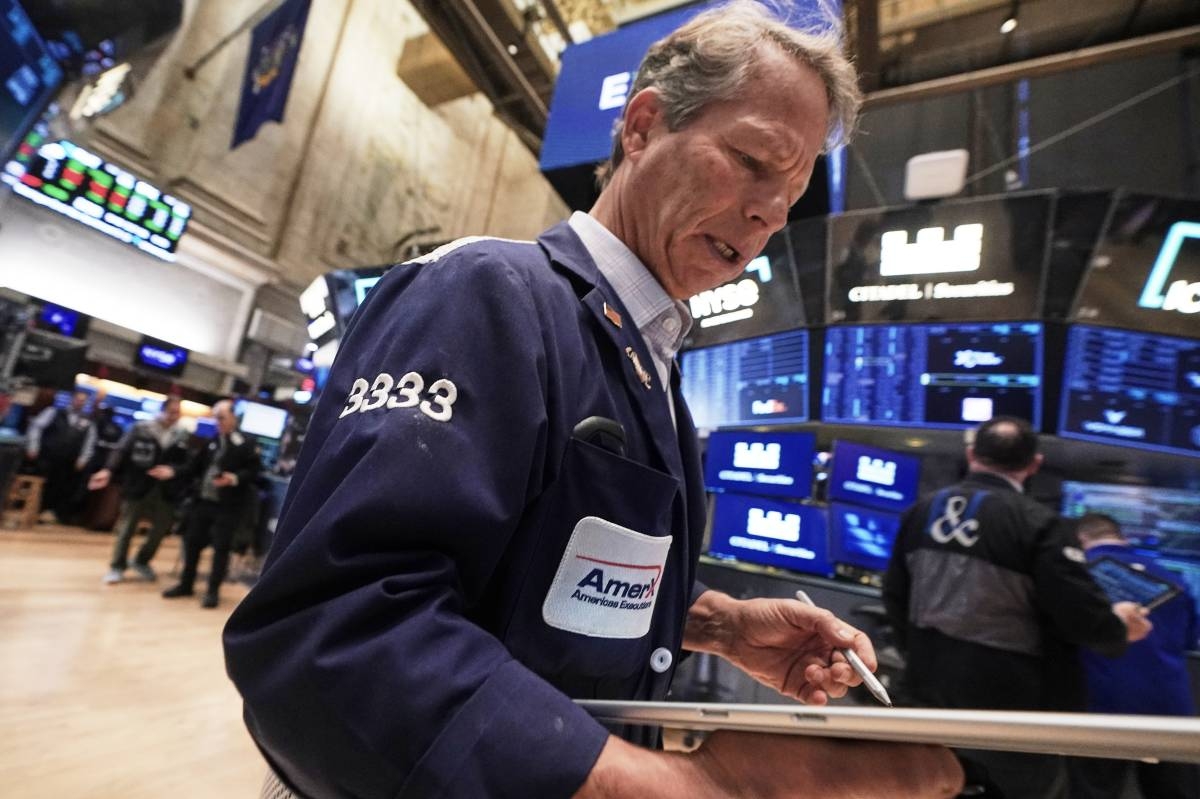 US stocks rise again on AI rebound, revived Fed rate-cut hopes | The ...