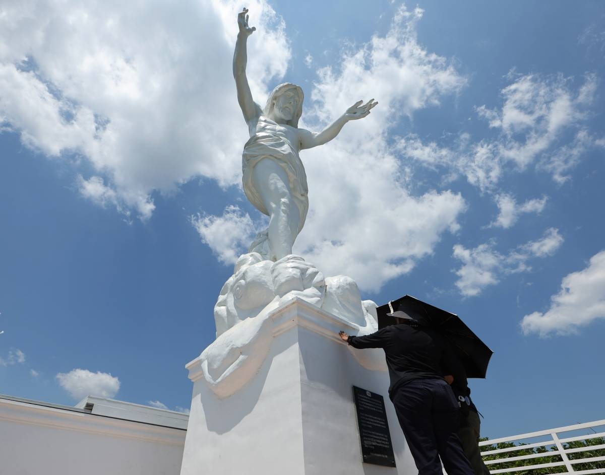 UNDER THE HEAVENS | The Manila Times