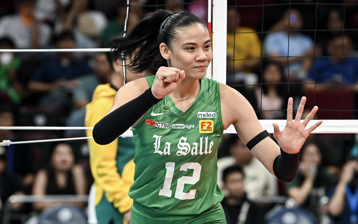 La Salle clinches twice-to-beat semis advantage, stops FEU | The Manila ...