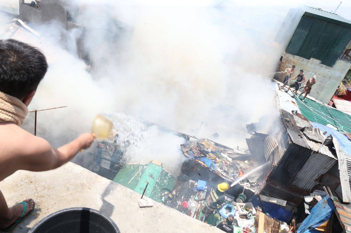 BASECO BURNS AGAIN | The Manila Times