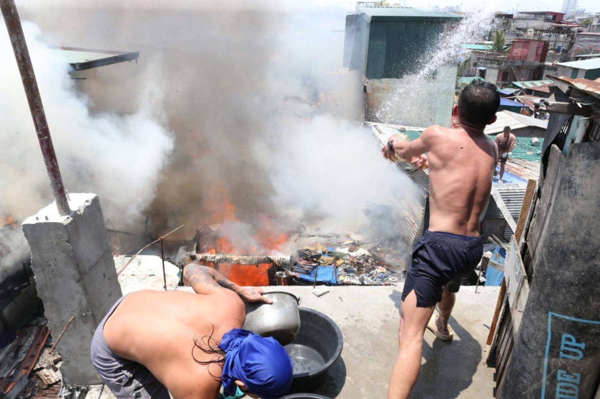 BASECO BURNS AGAIN | The Manila Times