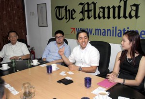  Philip Gan, Philippine Allied Enterprises Corp.’s vice president for marketing, Benjamin Young, national sales manager, Marc Tagle, president and CEO and Karl Bobis, marketing manager, discuss tires during a roundtable with editors and reporters of The Manila Times. PHOTO BY MIKE DE JUAN 