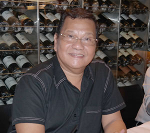 Joel-Lamangan20130804