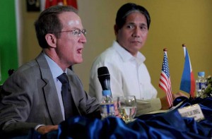US Assistant Secretary of State William Brownfield (L) speaks during a press briefing as Undersecretary Arturo Cacdac, Director General of the Philippine Drug Enforcement Agency, looks on in Manila on Wednesday. AFP PHOTO
