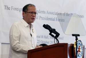 President Benigno Aquino 3rd delivers a speech at the Annual Presidential Forum of the Foreign Correspondents Association of the Phils. (FOCAP) at the Manila Hotel on Wednesday.   Malacañang Photo 