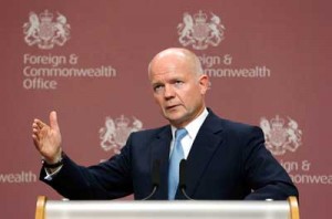 British Foreign Secretary William Hague gestures during a press conference held after the “London 11” meeting, the core group of the Friends of Syria in central London on Tuesday (Wednesday in Manila). AFP PHOTO