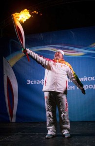 A torchbearer carrying an Olympic torch in Russia’s Urals city of Chelyabinsk, 1,500 km (932 miles) east of Moscow. Russian torchbearers has started in October the history’s longest Olympic torch relay ahead of Winter Games in Sochi, which will take the flame across the country through all 83 of its regions, including extreme locales such as Chukotka, the remote region in Russia’s Far East, the turbulent North Caucasus, and even Russia’s European exclave Kaliningrad. AFP PHOTO