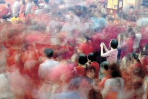 Filipino- Chinese pray at the Seng Guan Temple in Manila to mark the start of the Lunar New Year of the Horse.  AFP PHOTO