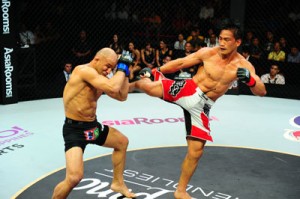 Eduard Folayang (right ) FILE PHOTO