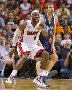 LeBron James (Left) and Dirk Nowitzki. AFP PHOTO