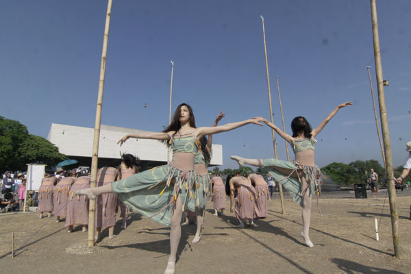 Members of Ballet Philippines perform at the Cultural Center of the Philippines (CCP) grounds during the celebration of Earth Day on Sunday. This year’s celebration heralded the theme, 
