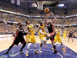 Indianapolis, Indiana: Chris Andersen No.11 of the Miami Heat and Roy Hibbert No.55 of the Indiana Pacers battle for a rebound during Game Two of the Eastern Conference Finals of the 2014 NBA Playoffs at Bankers Life Fieldhouse in Indianapolis, Indiana. Afp photo