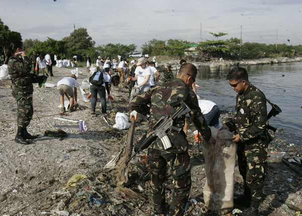 090614_cleanup02_dilan