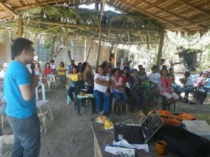 Haribon Foundation’s Lloyd Mangohig gives orientation to people’s organizations and forest dependent families of Mangatarem, Pangasinan