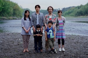 Filipinos from the south got the chance to watch the 2014 Festival de Cannes Jury Prize, Like Father, Like Son PHOtO frOM fuji teLeviSiON NetWOrk iNC