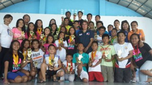 Philippine Swimming League President Susan Papa, Sec. Gen. Maria Susan Benasa, Guia Llaguno, Alfredo Mascardo, Arlon Rances, Atty. Maria Teresa Mahiwo, and Mariners Officer-in-Charge Lydia Cervantes during the awarding of the Most Outstanding Swimmers and Team Champion in the 64th PSL Leg Series-El Presidente at the Mariners Polytechnic University Foundation in cooperation with Dante Jimenez. CONTRIBUTED PHOTO