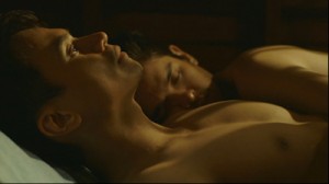Actors Arnold Reyes and Oliver Aquino portray the film’s conflicted gay couple