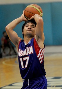 Manny Pacquiao shoots a ball during a practice of the Kia team. AFP FILE PHOTO