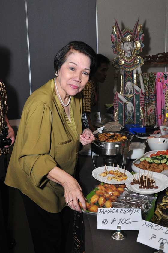 Via Mare’s Glena Baretto presented her Filipino specialties