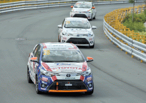 Dumlao leads over Ochoa and Gono during the Vios Cup PHOTO BY MARK QUESADA