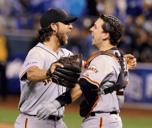 WALKING TALL Buster Posey No.28 and Madison Bumgarner No.40 of the San Francisco Giants celebrate after defeating the Kansas City Royals to win Game Seven of the 2014 World Series by a score of 3-2 at Kauffman Stadium in Kansas City, Missouri. AFP PHOTO