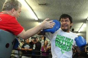  Freddie Roach (left) and Manny Pacquiao FILE PHOTO 