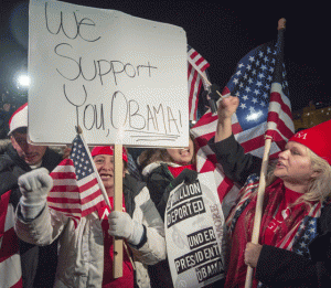 THANKFUL IMMIGRANTS Immigration activists celebrate on Pennsylvania Avenue outside the White House on Friday in Washington D.C. after United States President Barack Obama addressed the nation on his immigration plan. Obama said lifting the threat of expulsion from five million undocumented migrants would make the system “more fair and just.” AFP PHOTO