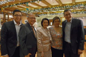 (From left) Book designer Bg Hernandez, Dr. Isagani Cruz, Ambassador Maria Cleofe ‘Peachy’ Natividad, Studio 5’s Marily Orosa and National Museum director Jeremy Barns