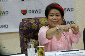 DINKY’S DEFENSE DSWD  Secretary Corazon Soliman defends her agency against allegations of double entries or missing family beneficiaries for the government’s Conditional Cash Transfer (CCT) program during a press conference at the DSWD main office in Quezon City on Friday. PHOTO BY MIGUEL DE GUZMAN