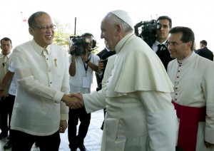 Sendoff President Benigno Aquino 3rd bids goodbye to Pope Francis. Malacañang photo