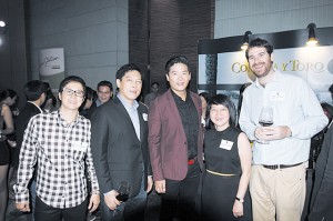 Fly Ace Corp. EVP for Logistics Elliz Cochanco, Jun Cochanco, Tim Yap, EVP for Support Services Ellen Cochanco with Mario Aguado