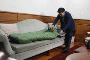 SOFA SO GOOD  Makati City Mayor Jejomar Erwin Binay shows the sofa where he spent the night after the Ombudsman issued an order suspending him for six months. Photo by Rene H. Dilan 