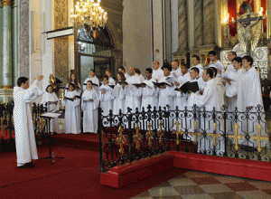 The Gregorian Choir of Paris at the San Agustin Church. PHOTO BY MELYN ACOSTA