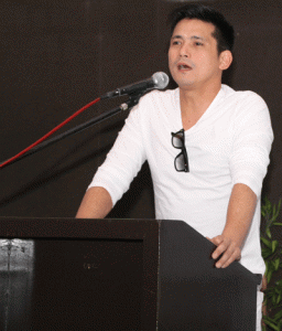 Robin Padilla who is also called Binoe in Ascof