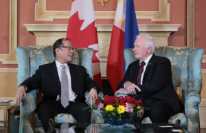 President Benigno S. Aquino III and David Johnston, Governor General of Canada. Malacañang Photo