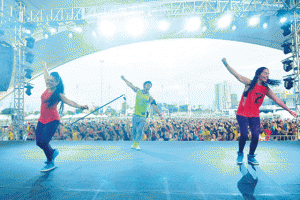 Perez teaches his brand of Zumba to thousands of energetic Filipinos who joined Zumba 2015 in Circuit Makati