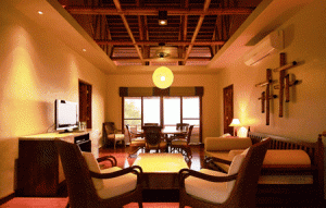 The interiors of the resort further mirror the identity of Eskaya, for amid the generous space and high ceiling, each ‘balai’ also features antique furniture