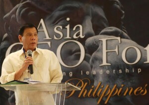 NO WAY  Davao City Mayor Rodrigo Duterte speaks before businessmen and industry leaders at Thursday’s Asia CEO Forum in Makati City. PHOTO BY RENE DILLAN 