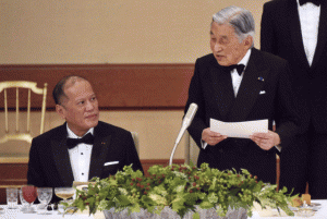 SENTIMENT  President Benigno Aquino 3rd (left) looks on as Japan’s Emperor Akihito delivers his speech during a state dinner hosted by the emperor at the Imperial Palace in Tokyo.
